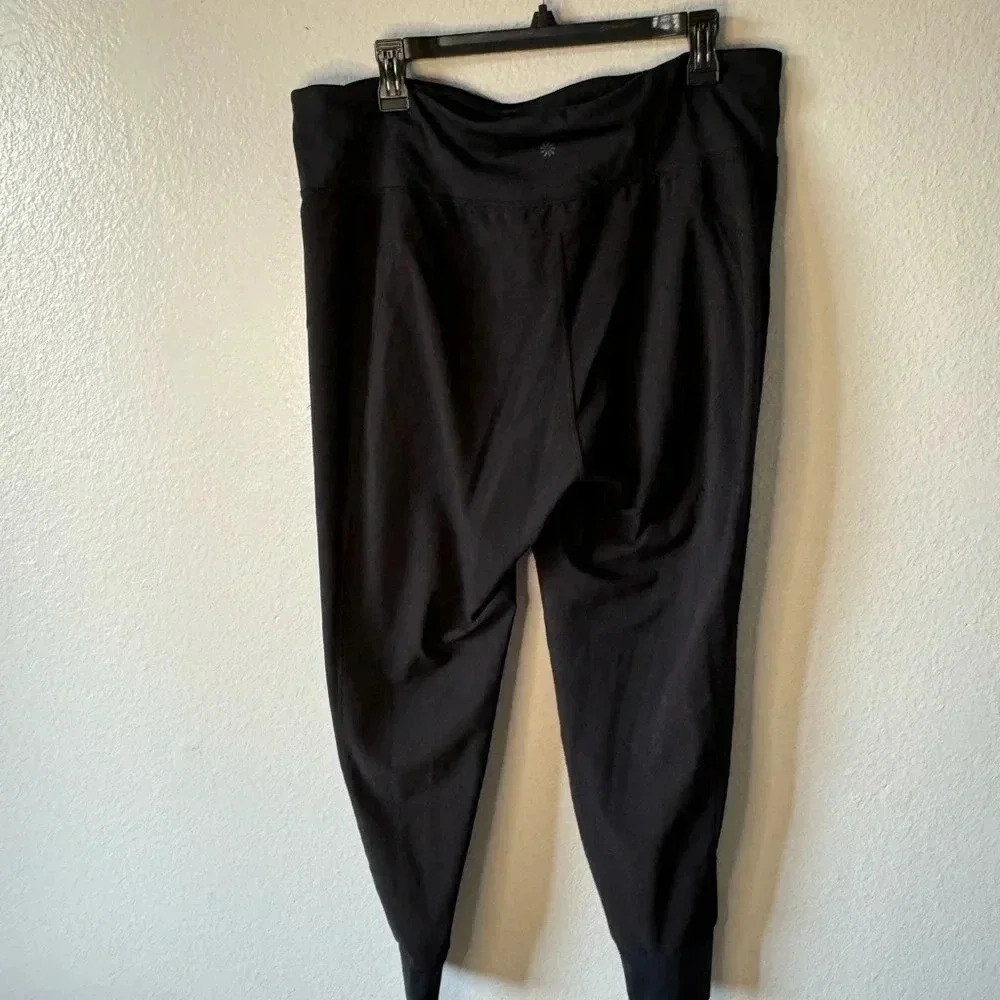 Athleta Distance Jogger - Picture 7 of 11